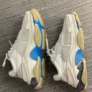Balenciaga Triple S 2.0 Chunky Sneakers It 37